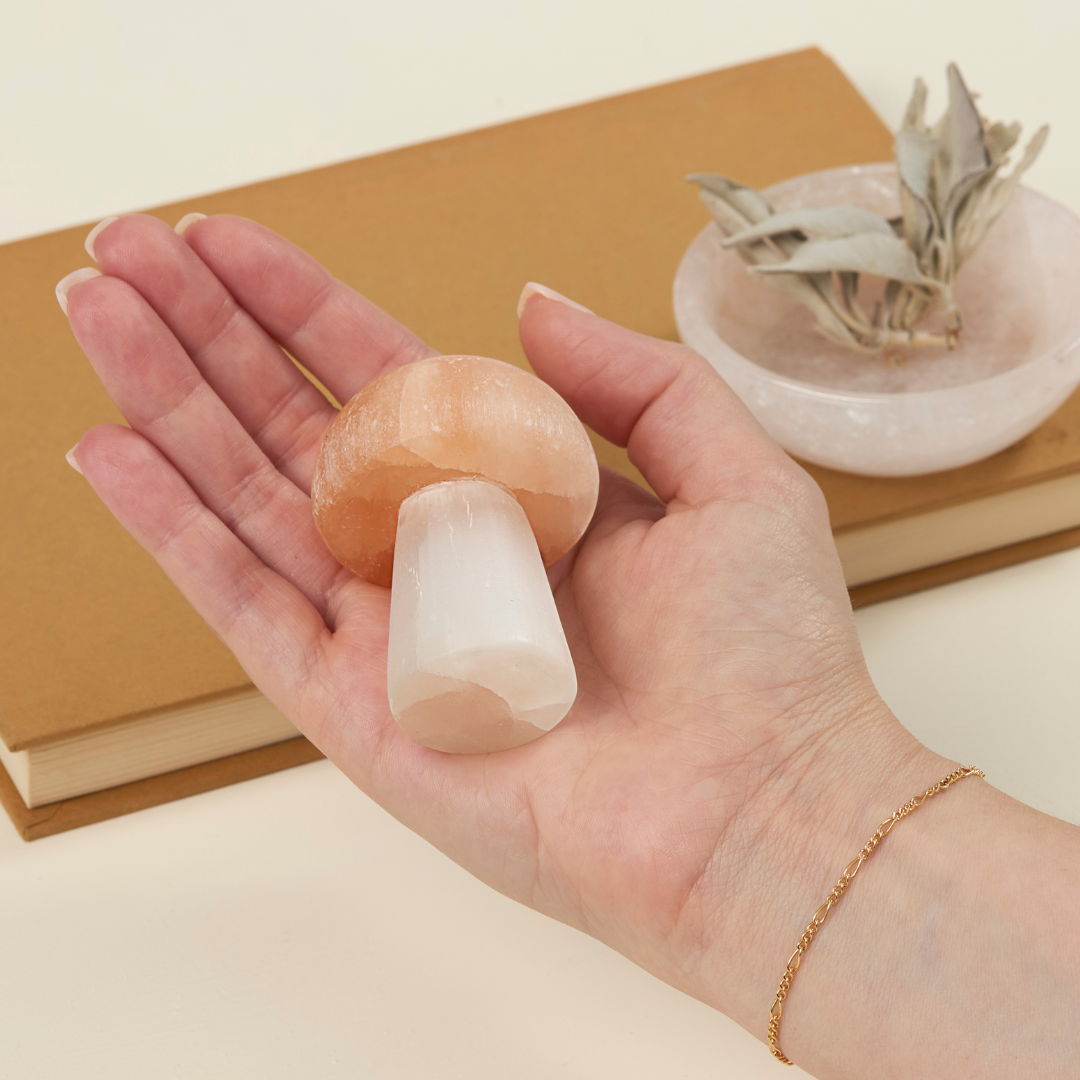GeoCentral - Selenite Mushroom 🍄