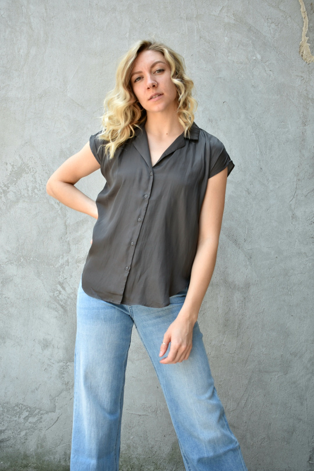 Light weight charcoal button down scooped hemline full length blouse with collar and cap sleeves. Brand is Miou Muse.