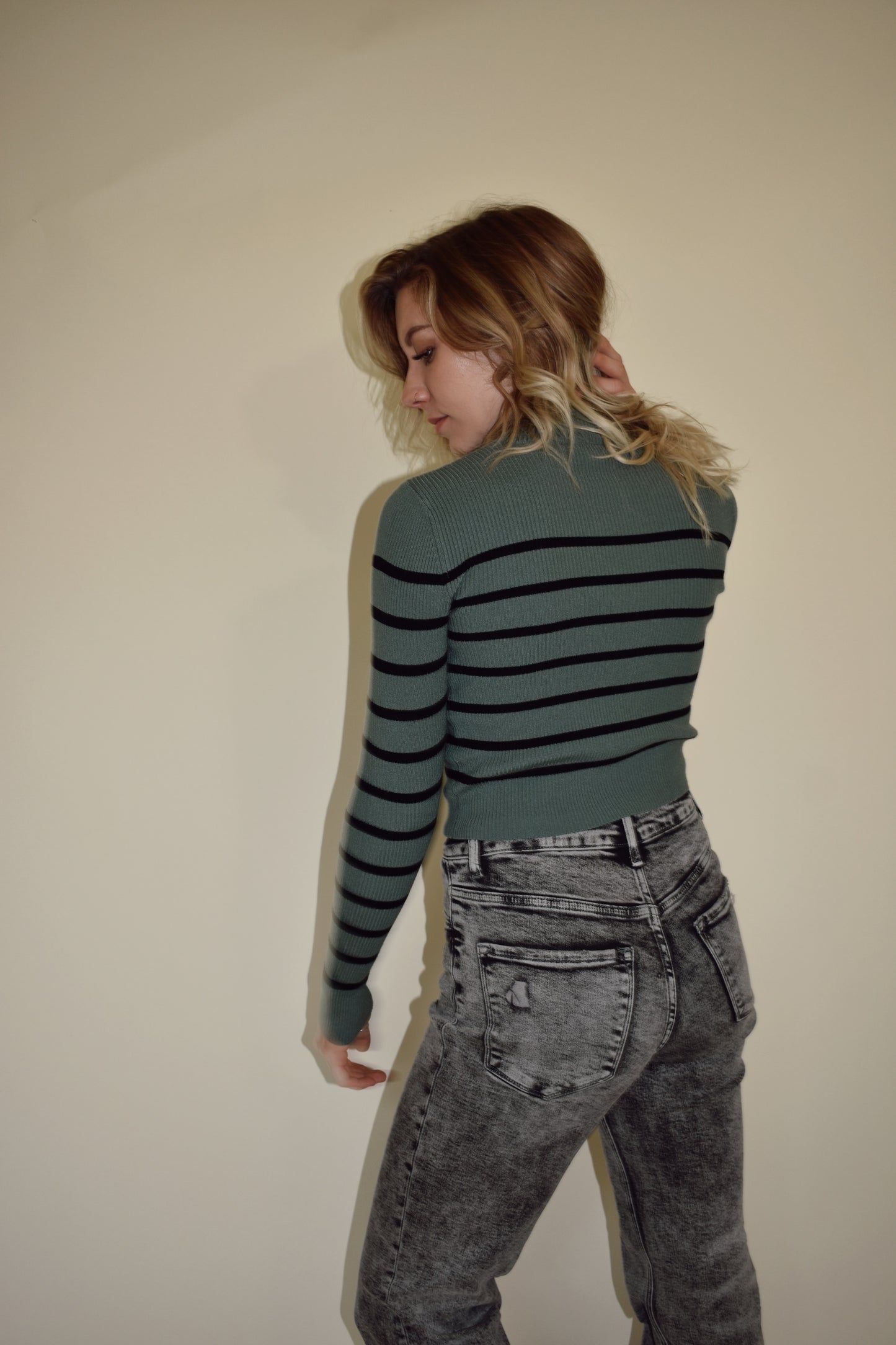 ribbed striped mock neck slightly cropped lightweight sweater in hunter green with black stripes