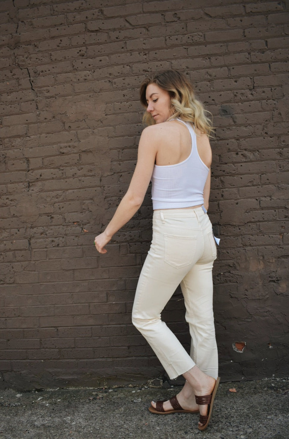 Victoria slim straights