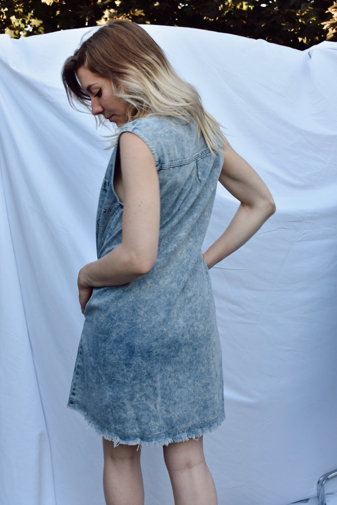 acid wash denim and raw edge frayed hem mini dress button down collar with pockets Bluivy the revival