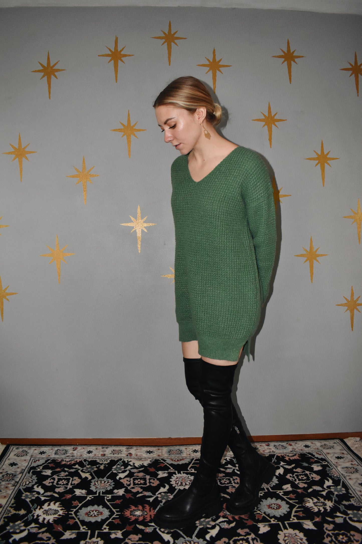ribbed knit v neck oversized slouchy sweater drop shoulder tunic length forest green