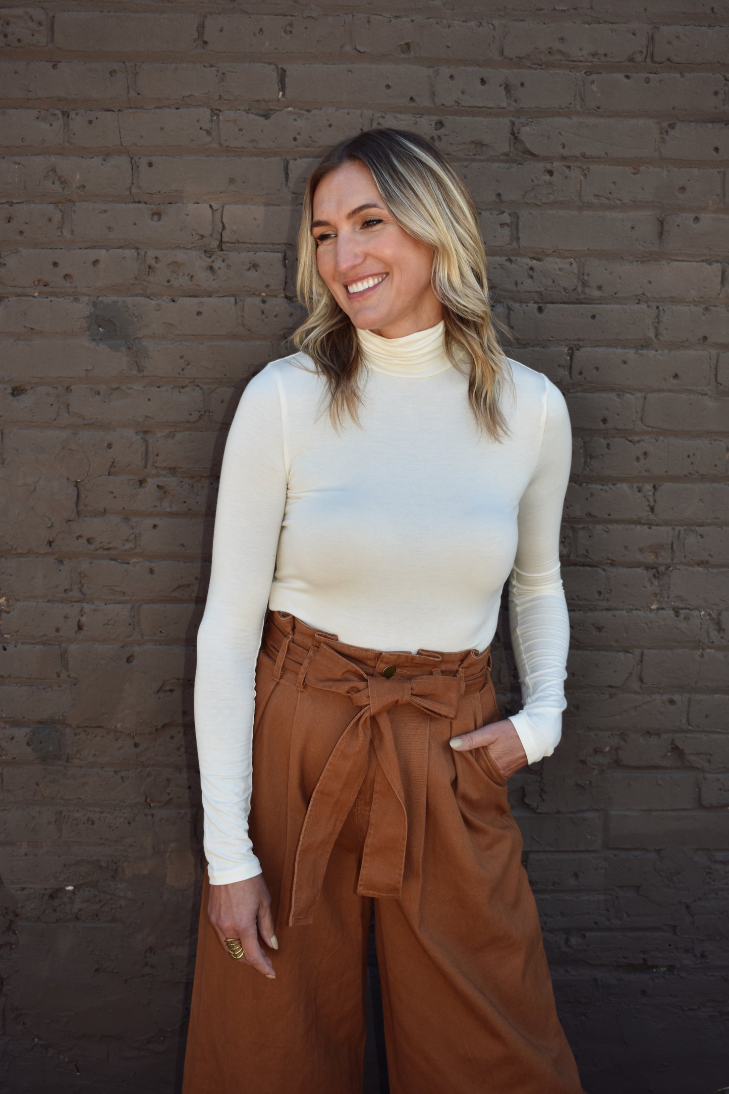 fitted bodycon long-sleeved white turtleneck full length