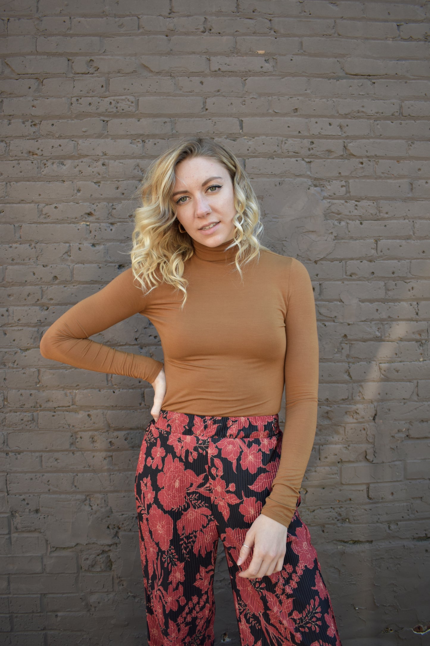 fitted bodycon long-sleeved pale brown turtleneck full length