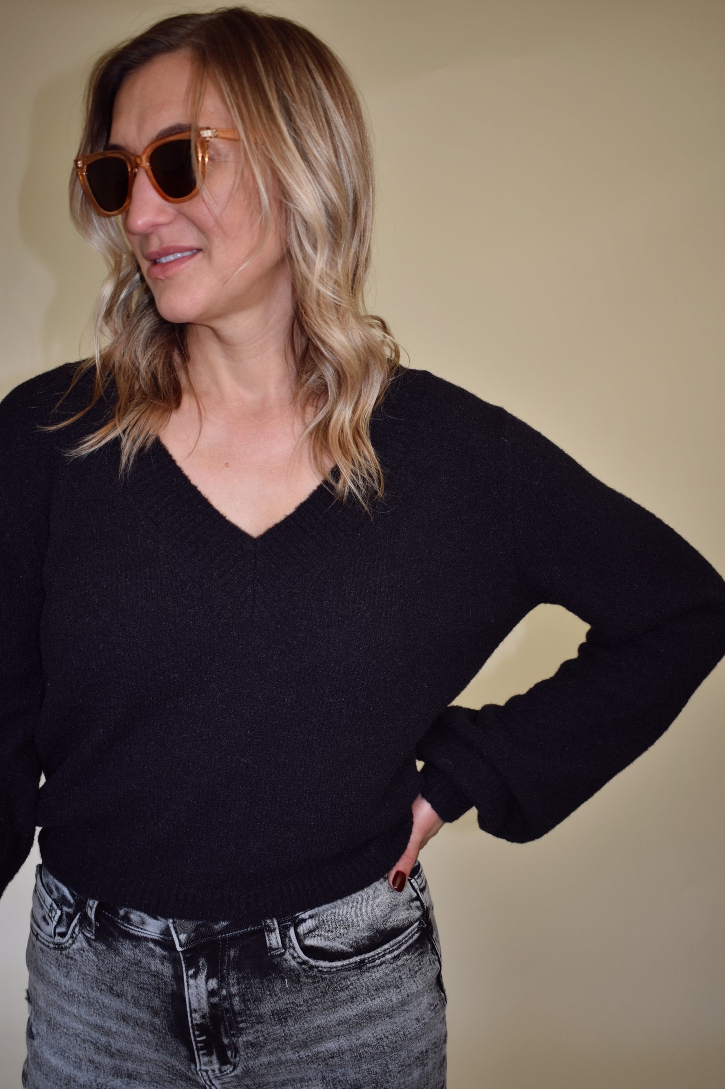 slight balloon sleeve v neck full length sweater