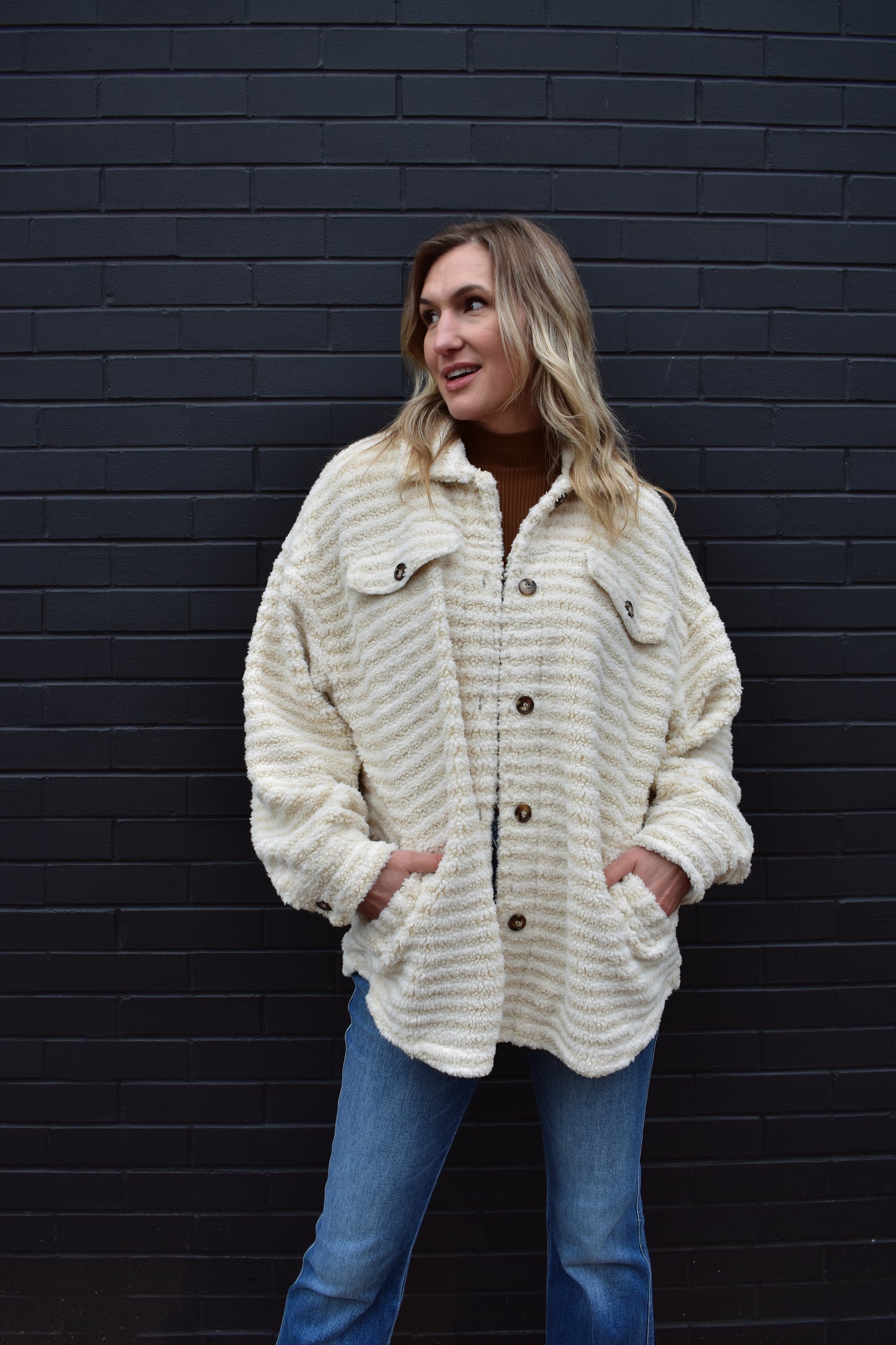 oversized teddy stripe shacket with buttons and fake breast pockets, side pockets.