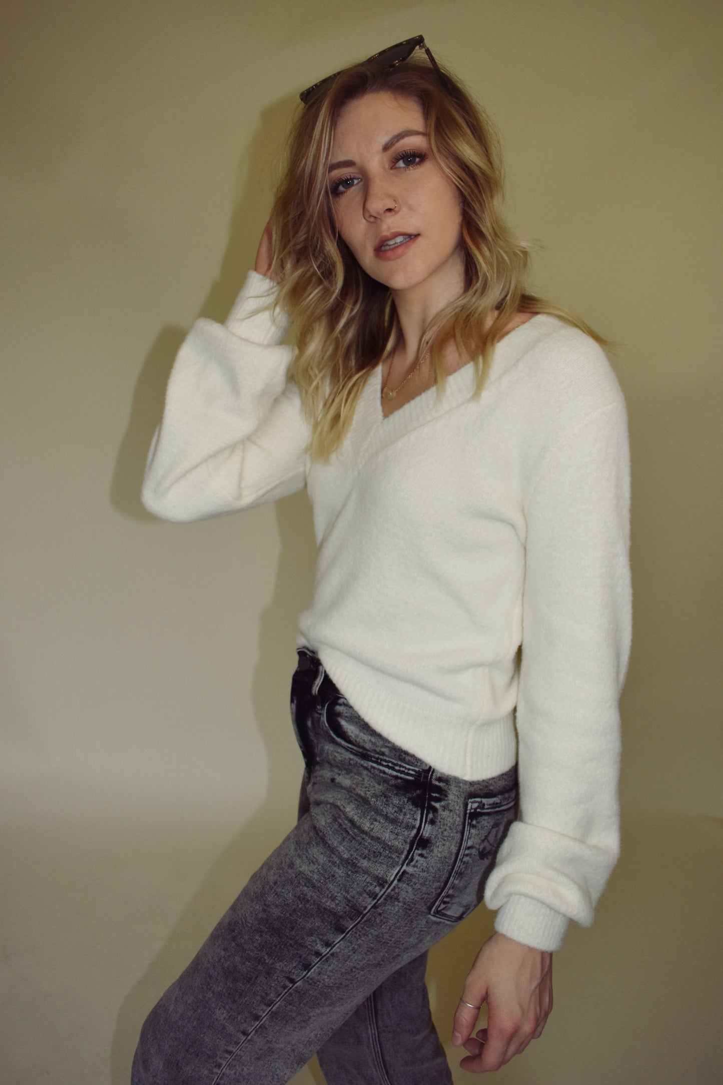 slight balloon sleeve v neck full length sweater