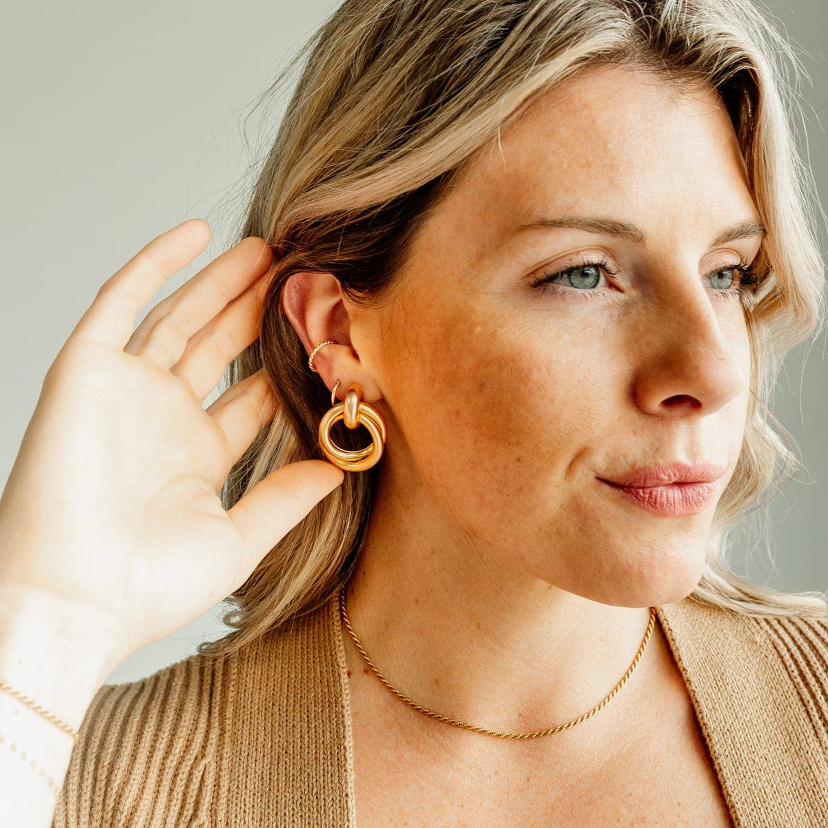 gold knot earrings