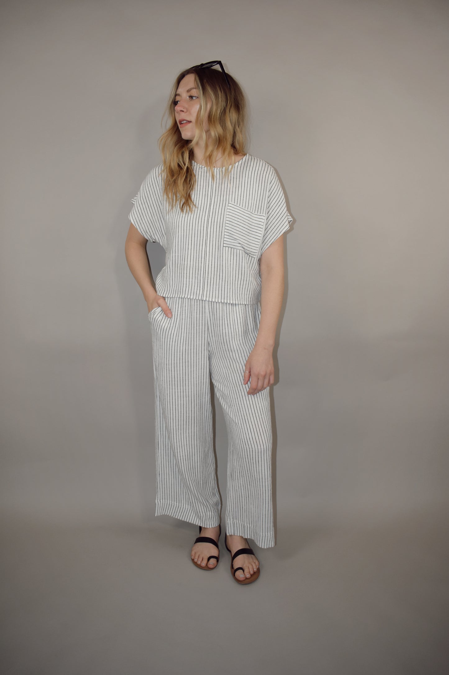 striped straight pants