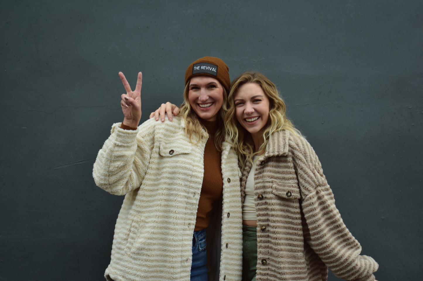oversized teddy stripe shacket with buttons and fake breast pockets, side pockets.