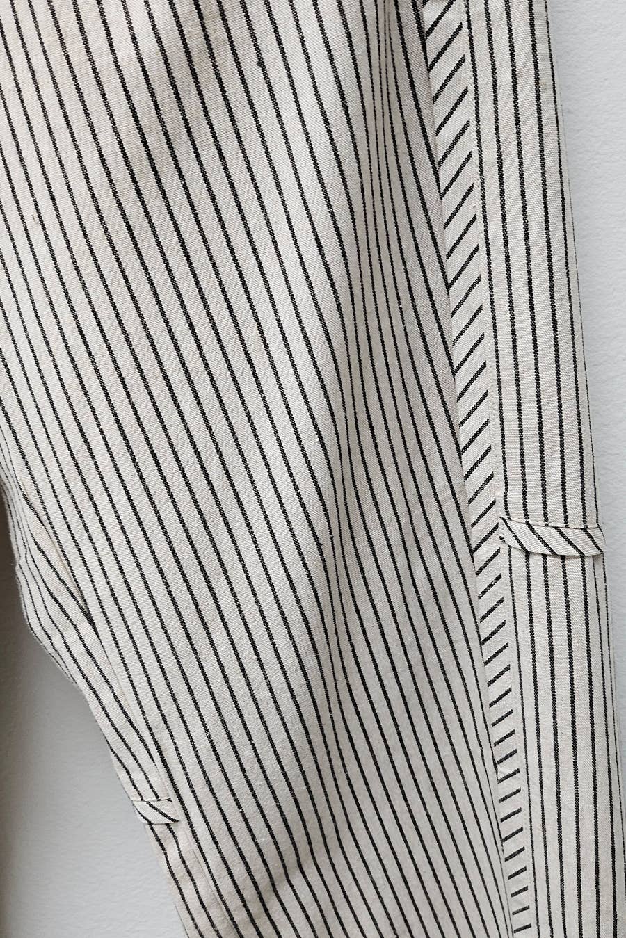 striped barrel pants