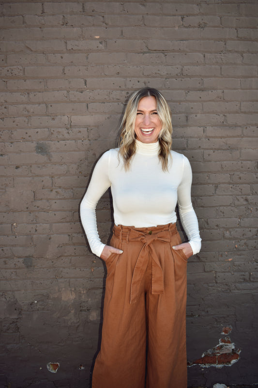 fitted bodycon long-sleeved white turtleneck full length