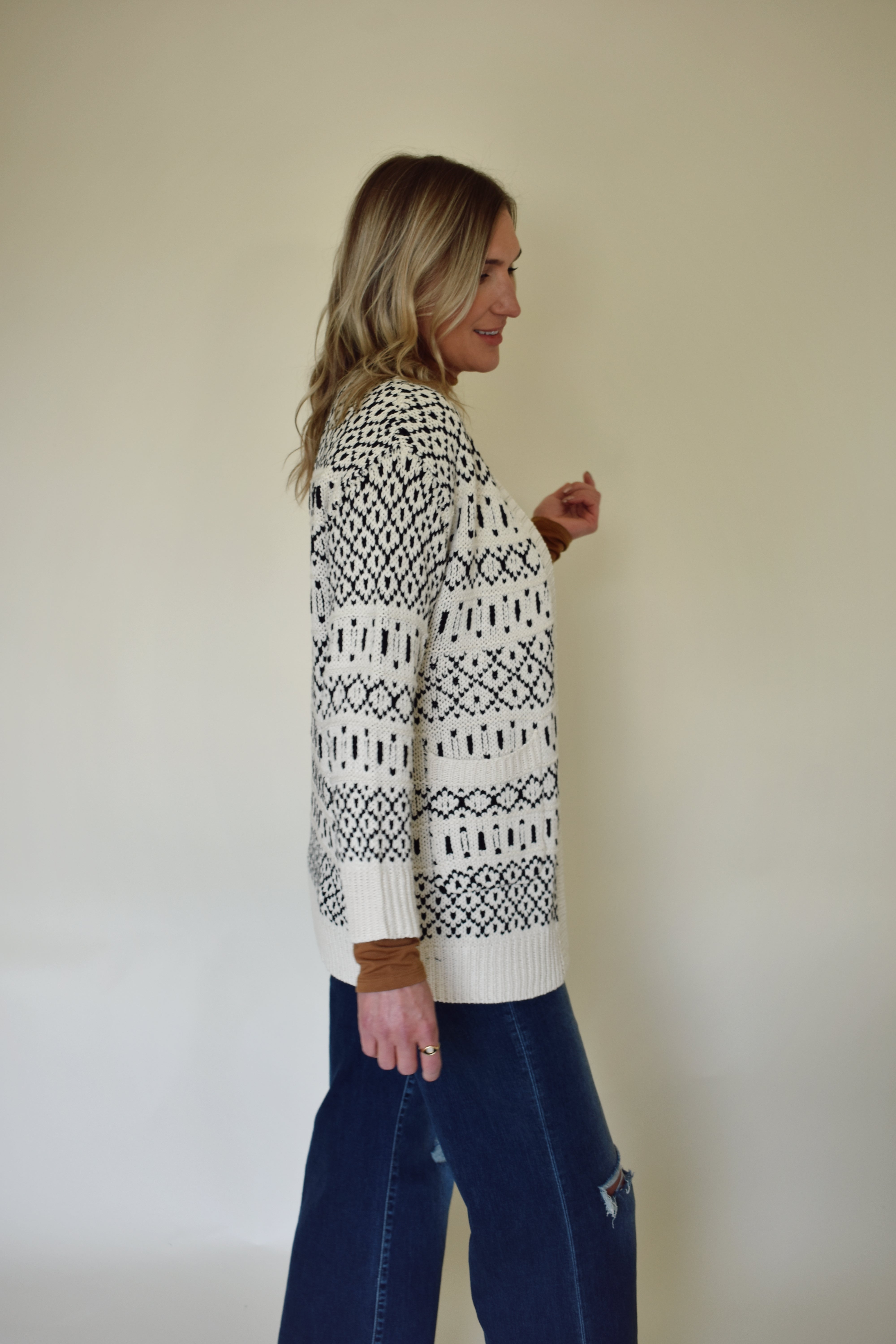 ee:some oatmeal and black nordic print fall & winter open tunic