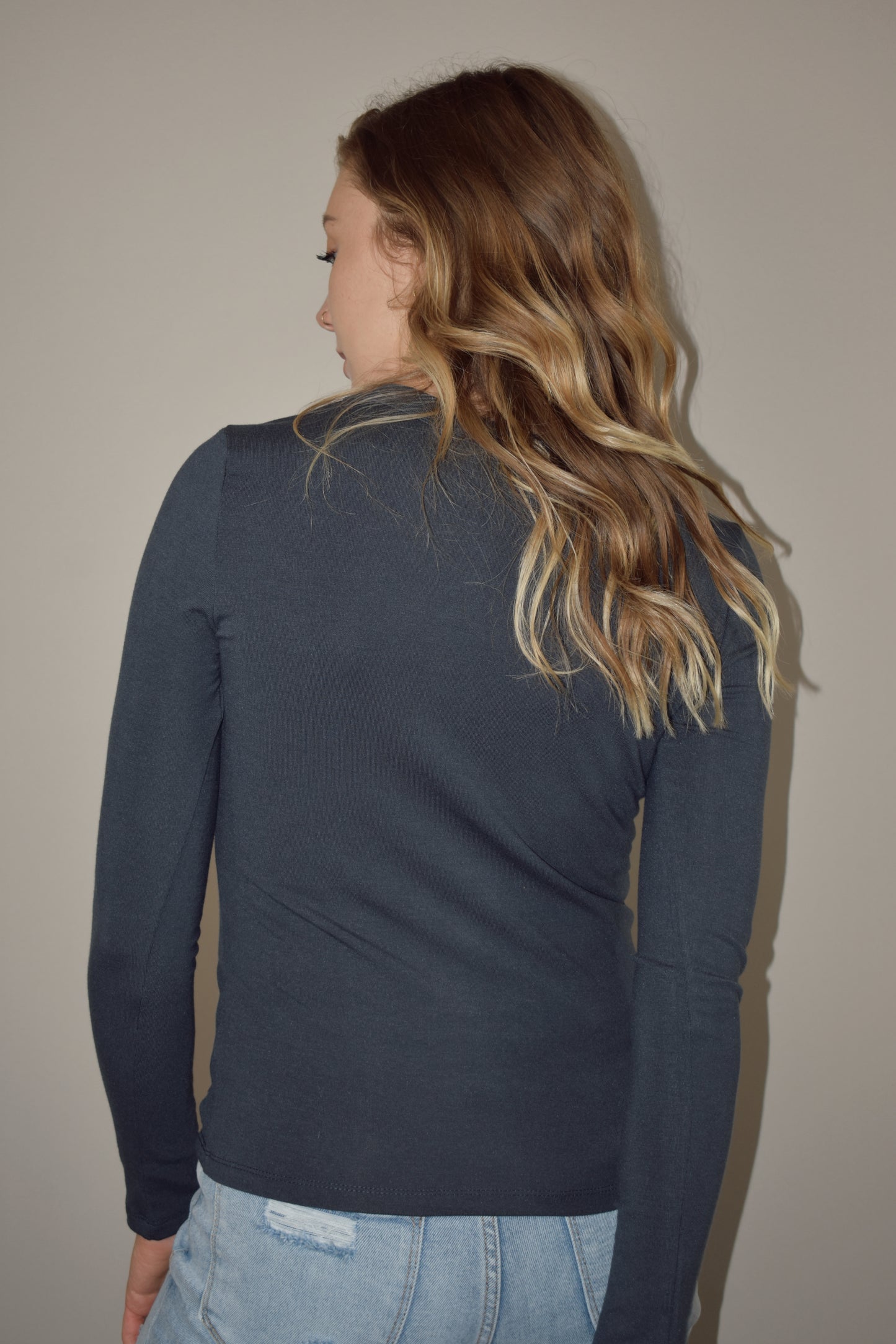 fitted crew neck long sleeve top full length