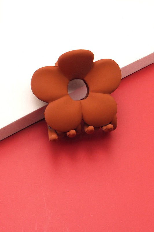 jumbo flower hair claw clip accessory trend us online boutique shop baked clay