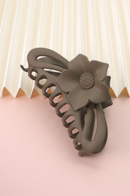 jumbo flower matte hair claw clip accessory us online boutique dark brown taupe