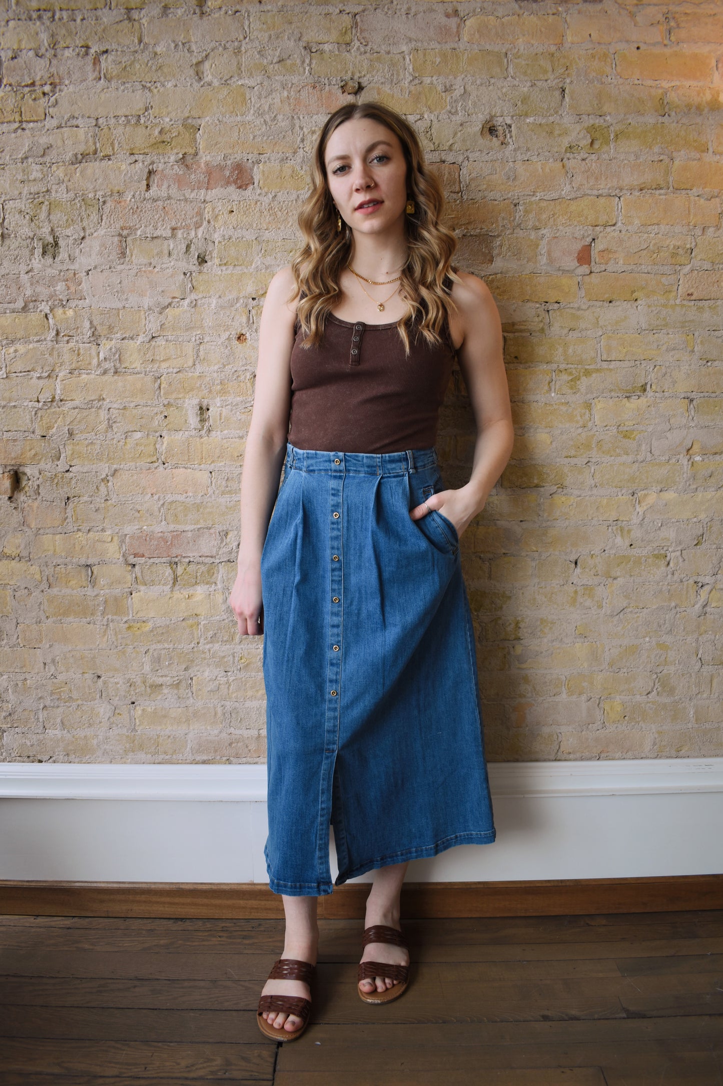 button midi skirt