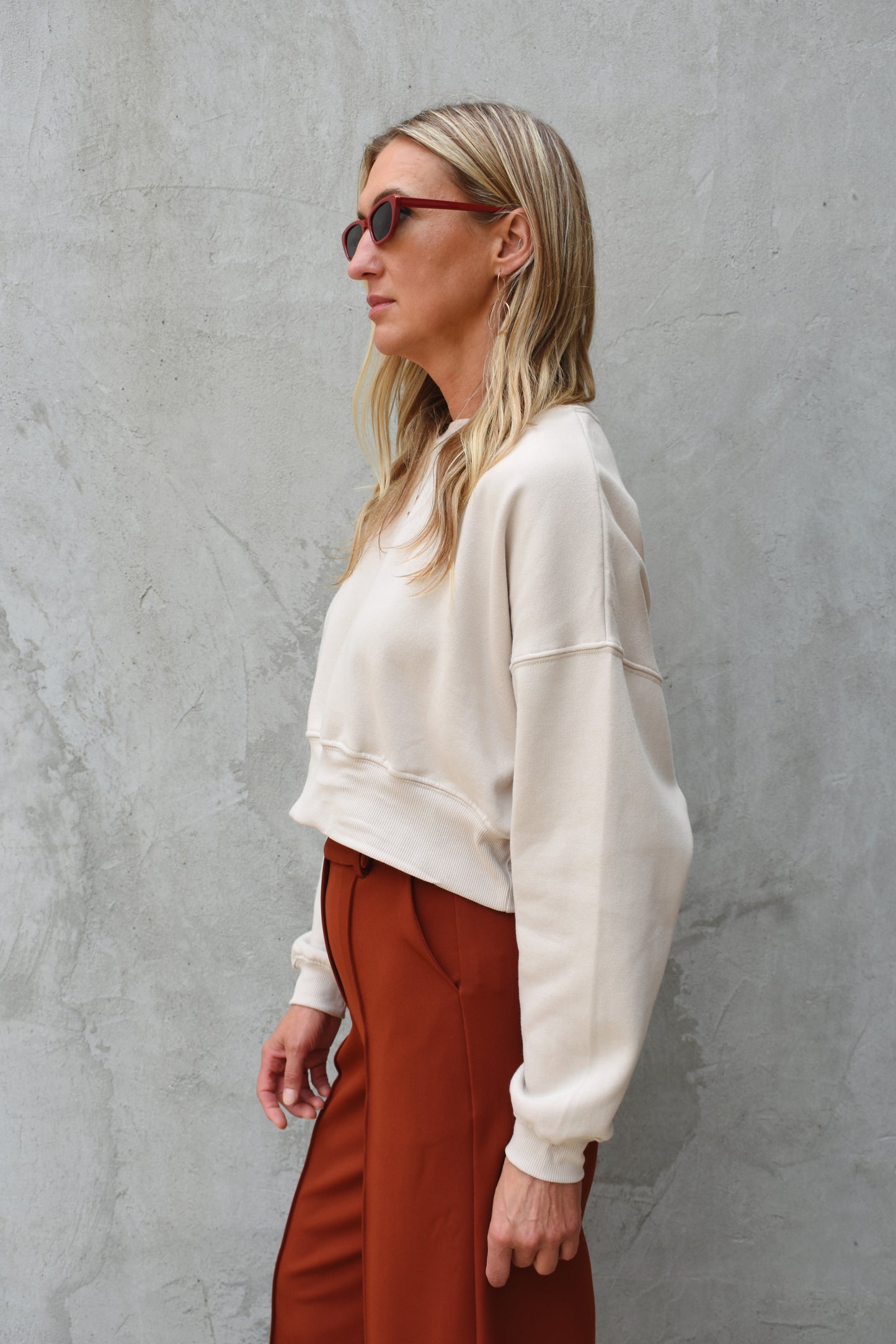 cropped sweatshirt