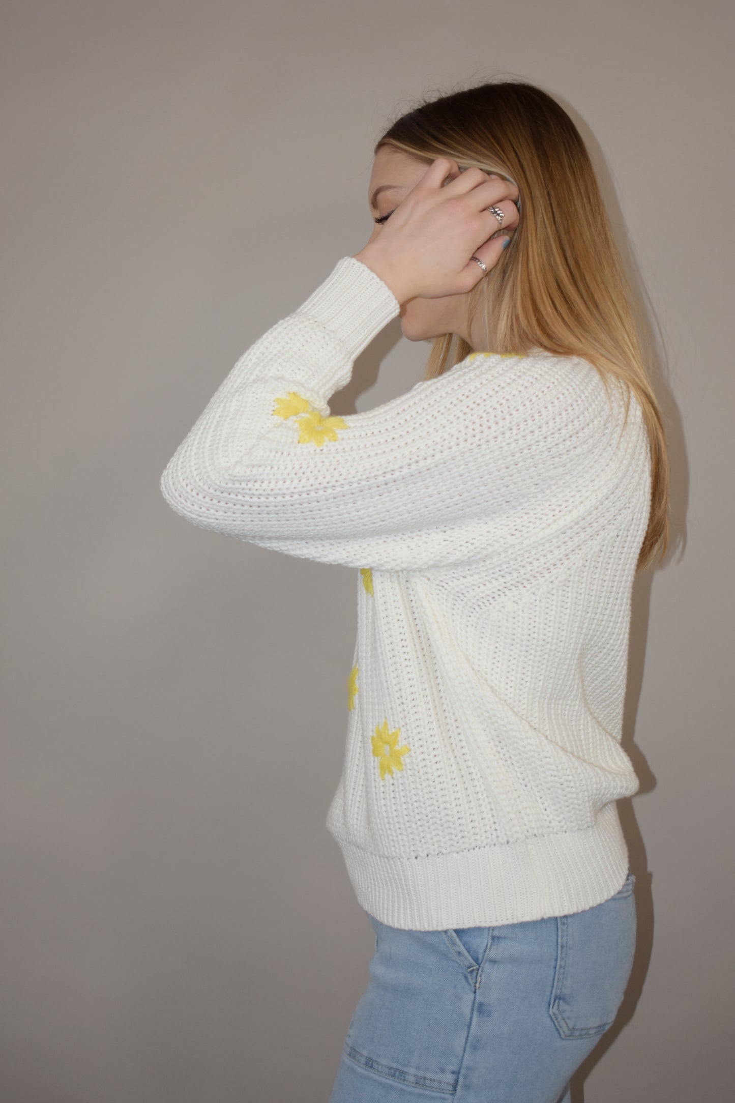 daisy chain sweater