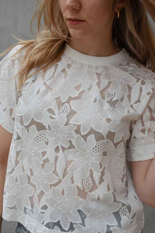 floral lace tee