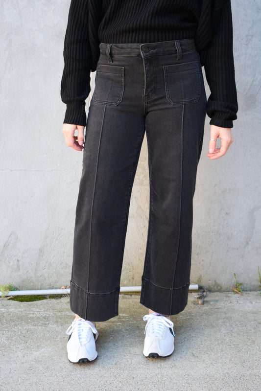 patch pocket pintuck jeans
