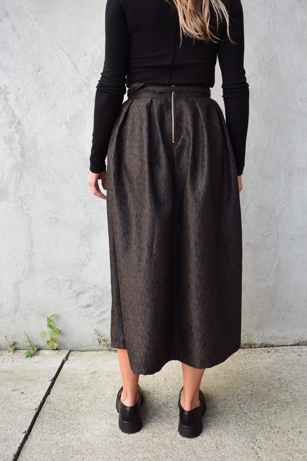 leopard midi skirt