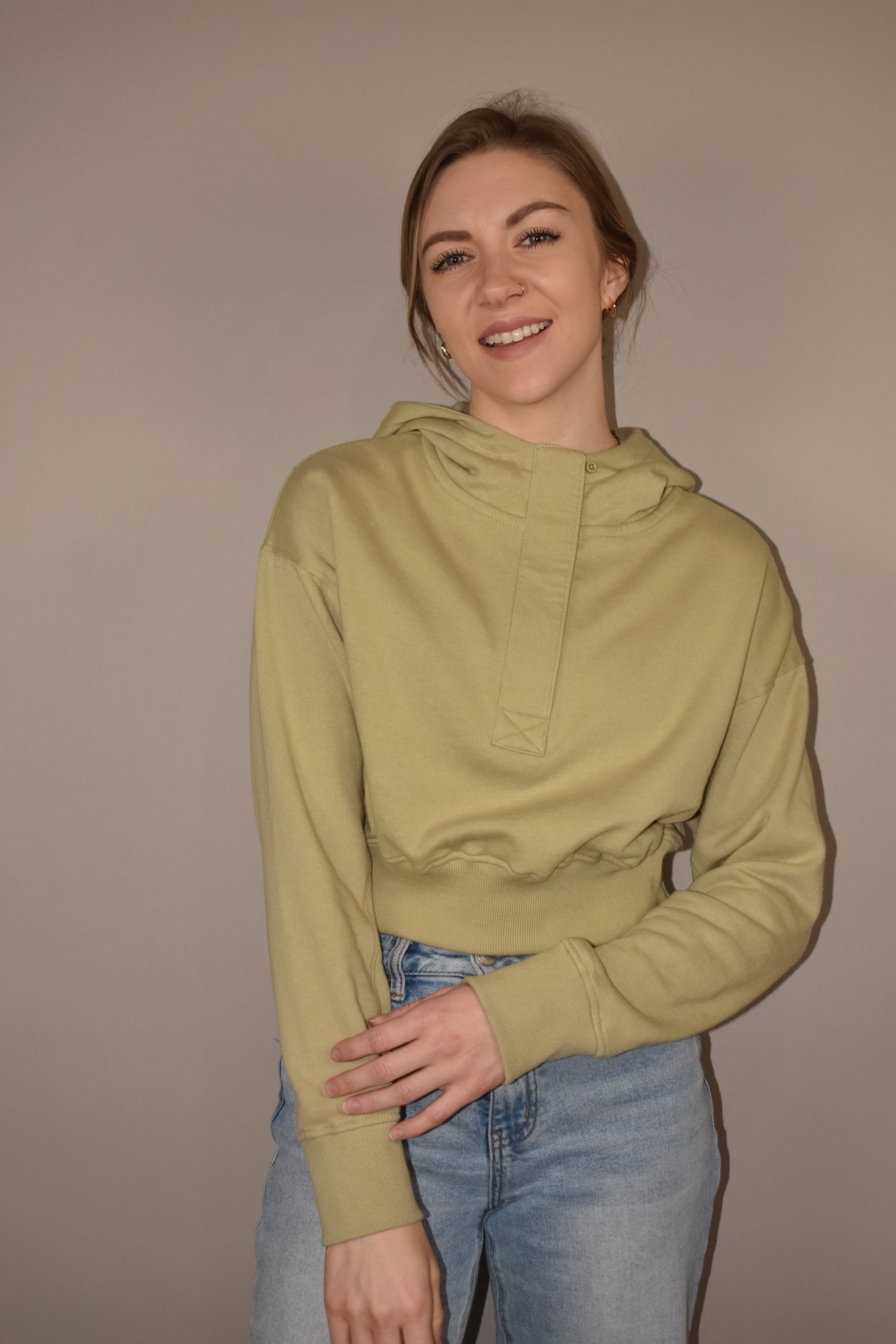 Half zip best sale cropped pullover