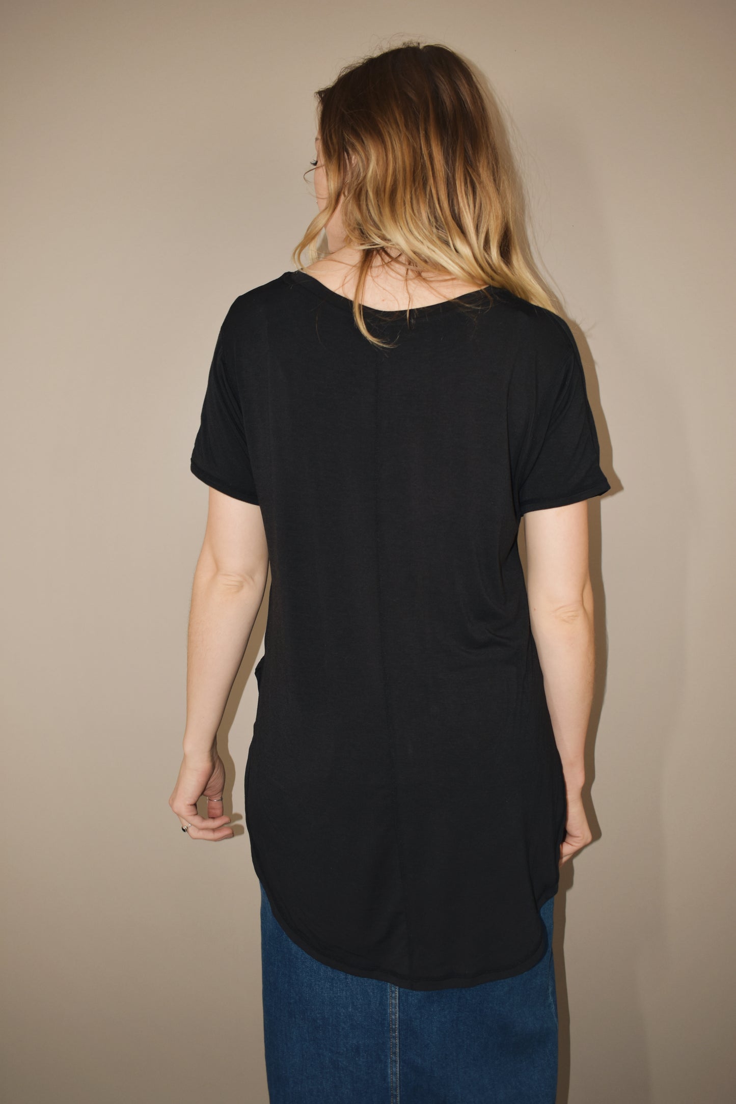 basic athleisure short sleeve flowy high low tee with slits on side, full length. stretchy athletic fabric