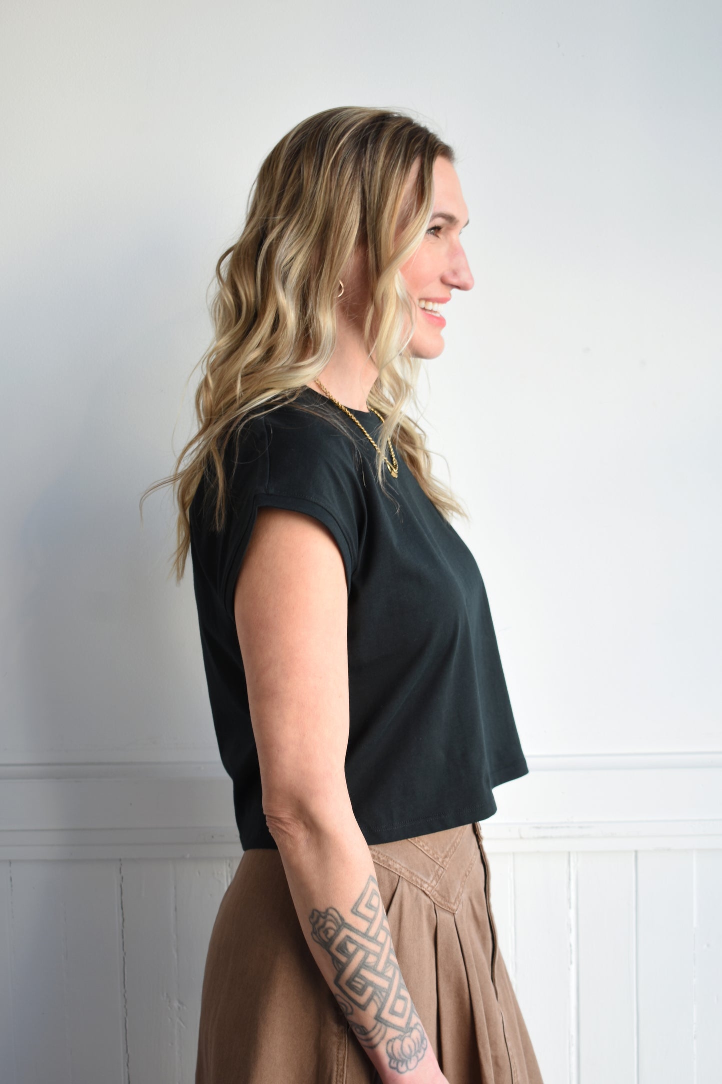 crew cropped tee
