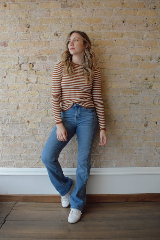 fitted long sleeve striped crew neck, stretchy, horizontal stripes, full length, solid black cuff and neckline