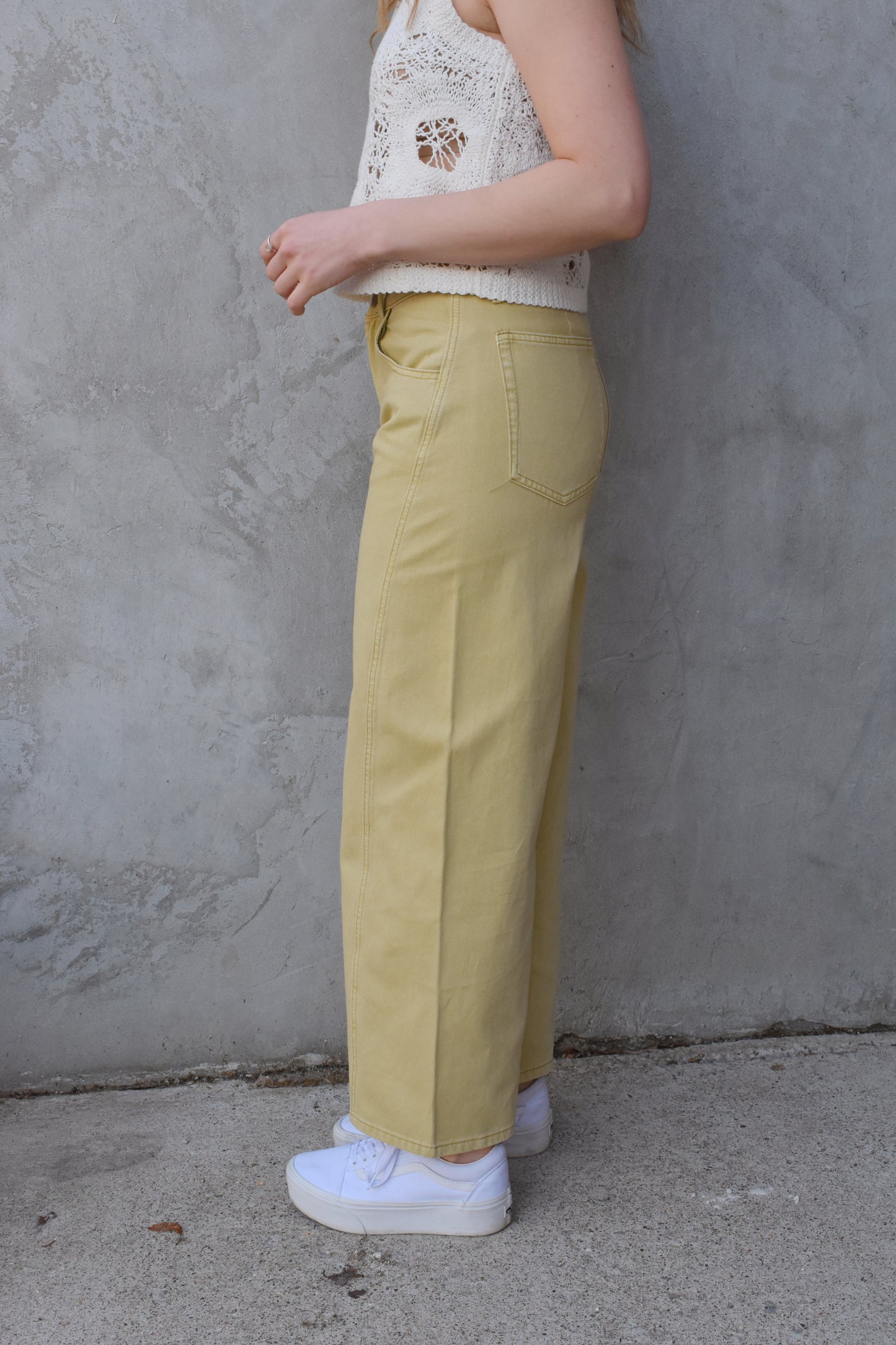 barrel trousers