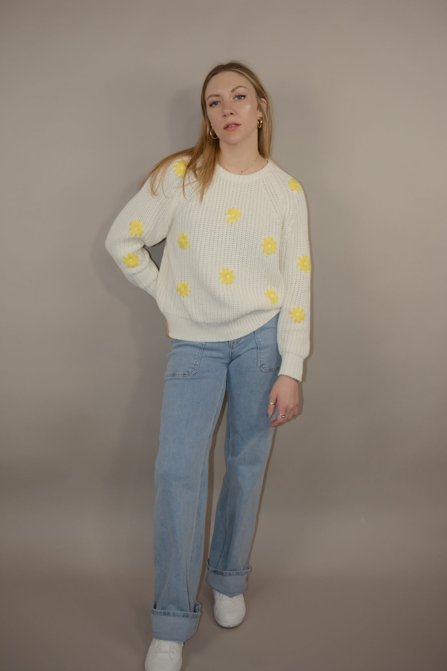 daisy chain sweater