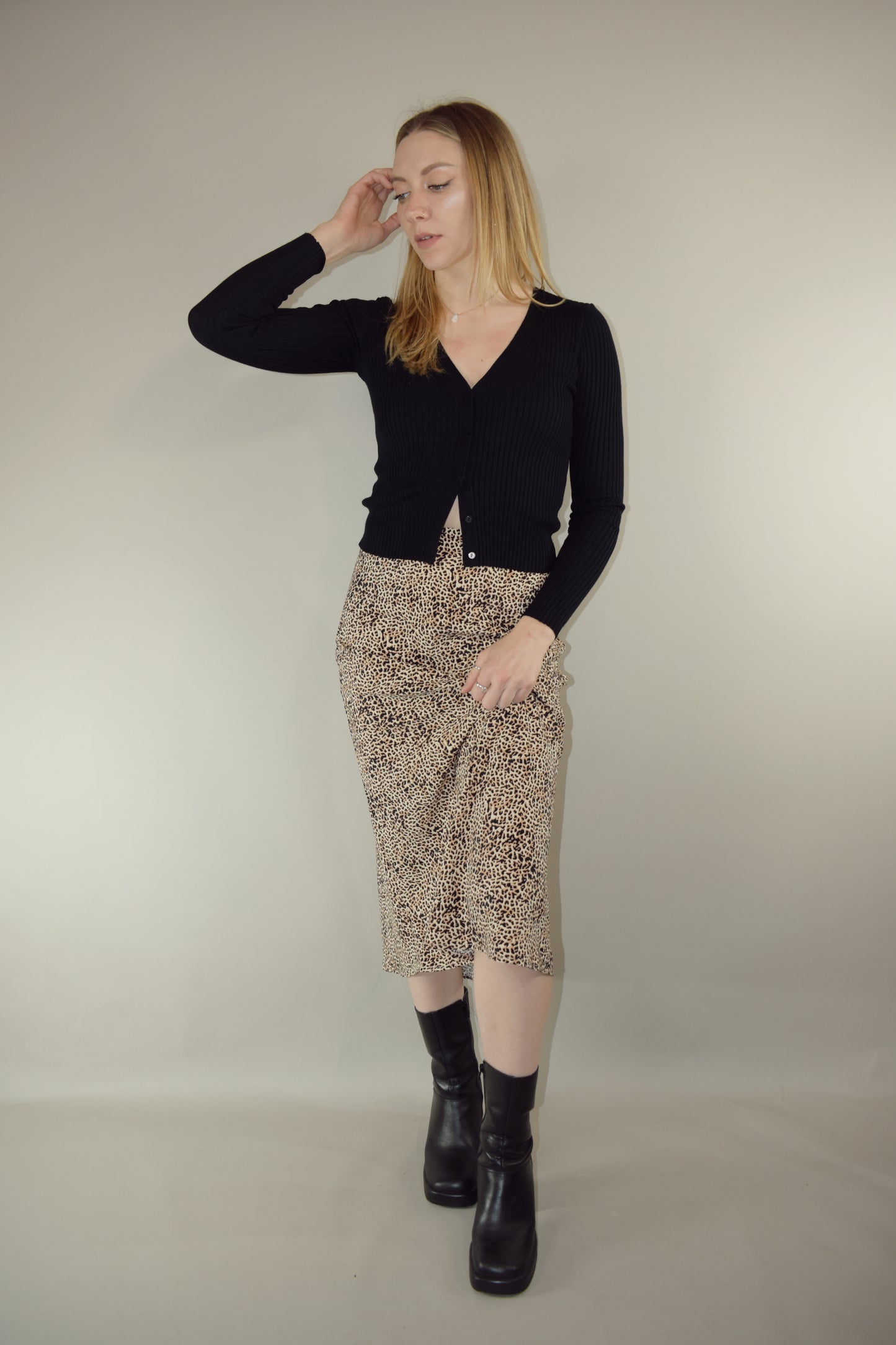 retro style high waisted midi skirt with slit leopard print elastic waist 