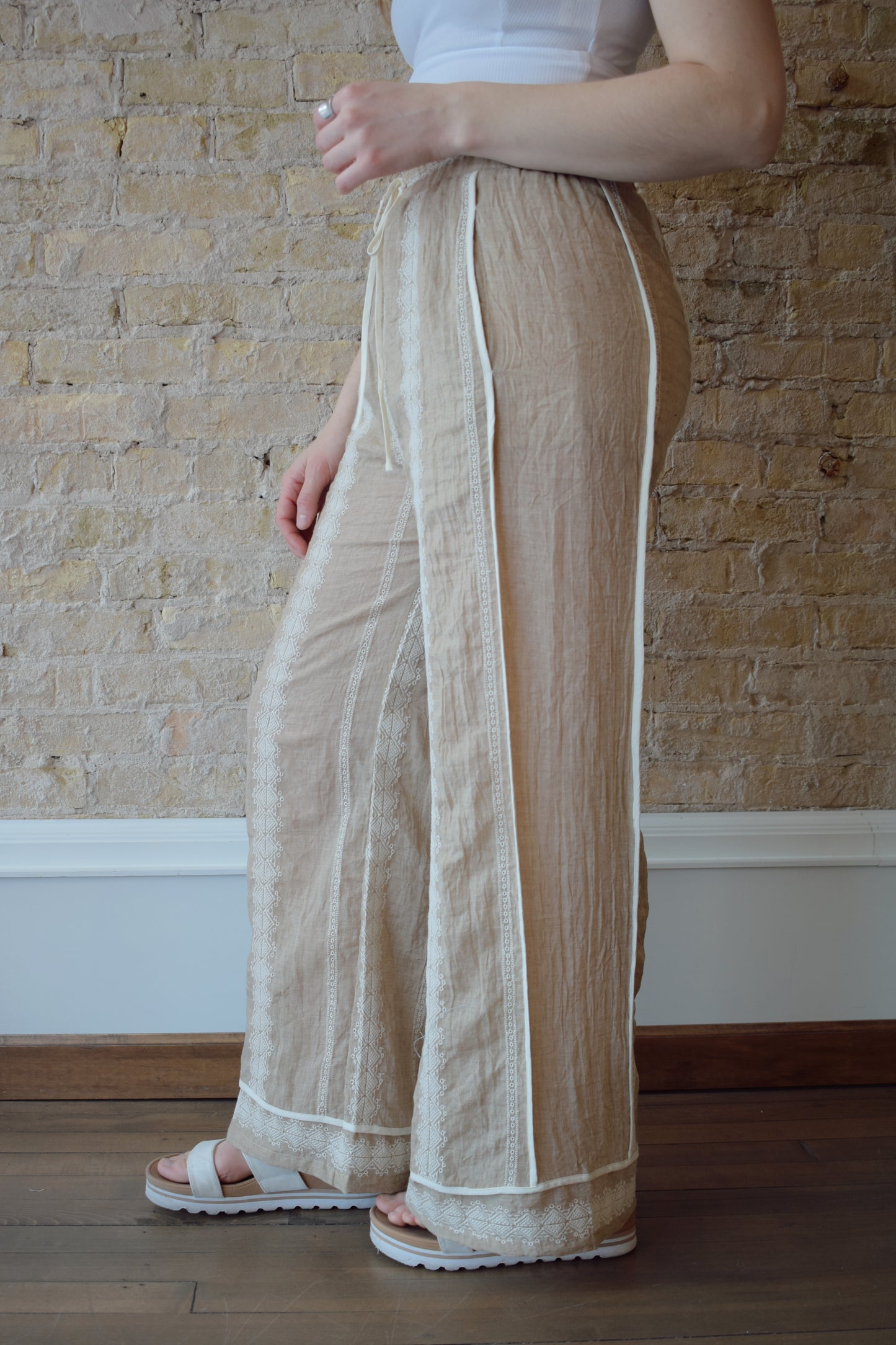 embroidered drawstring pants