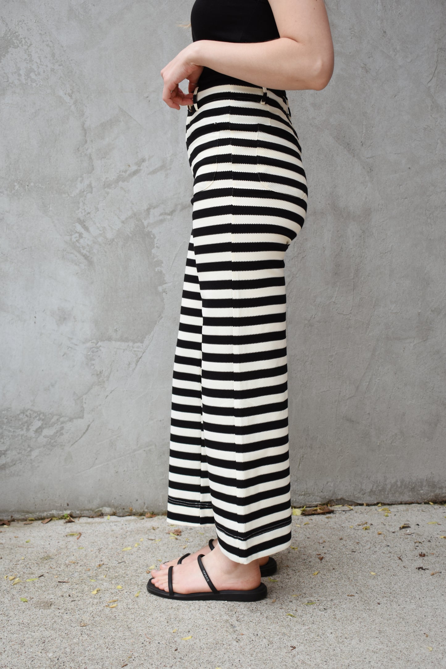 striped wide leg pants