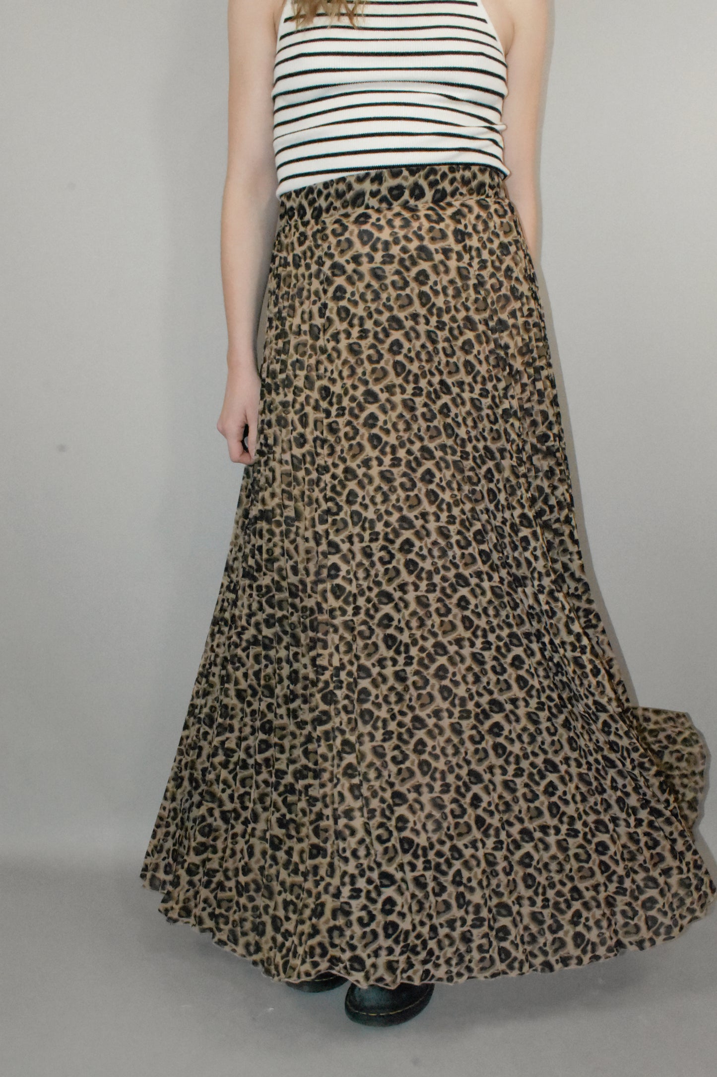 leopard pleated midi