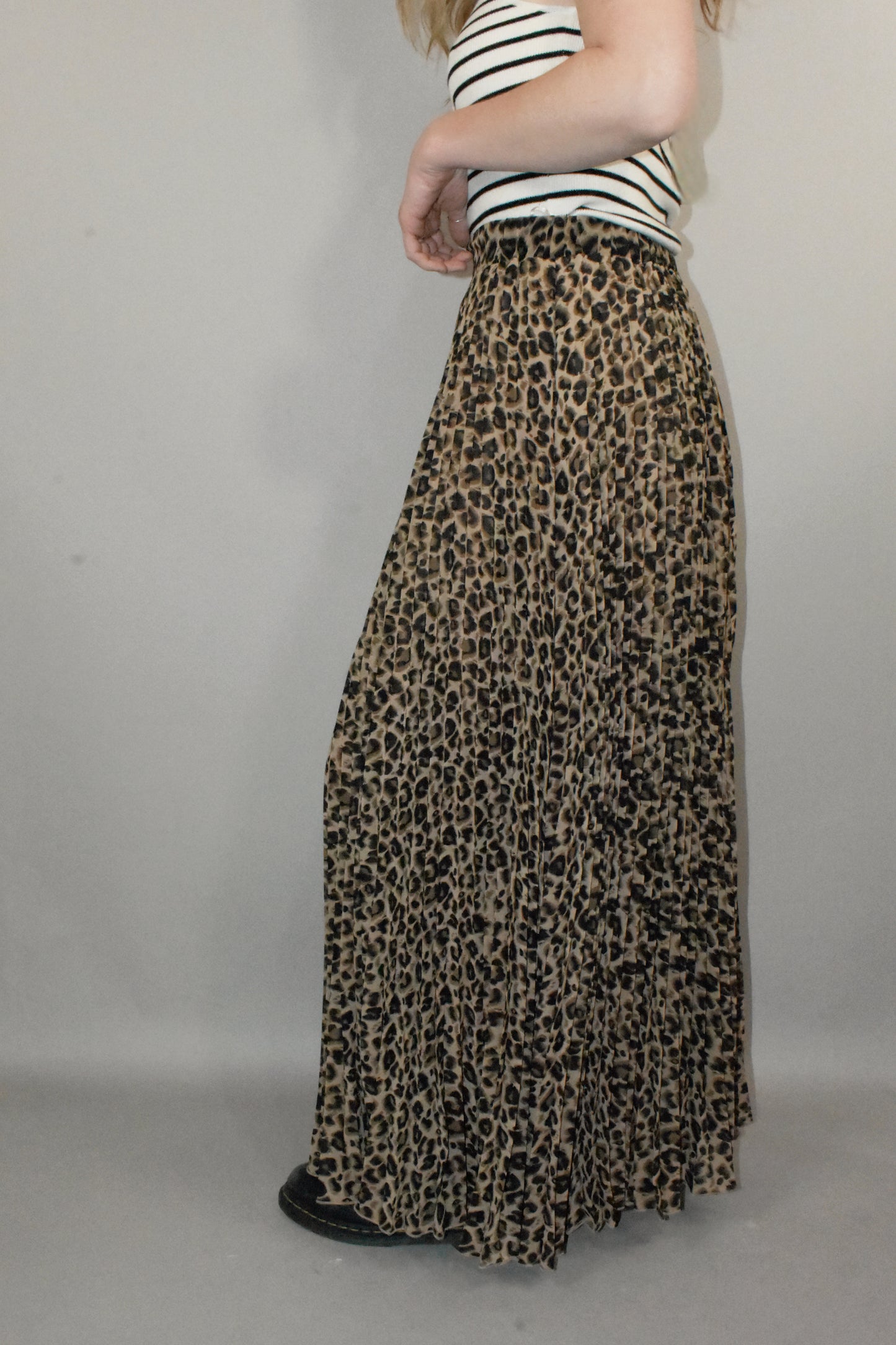 leopard pleated midi