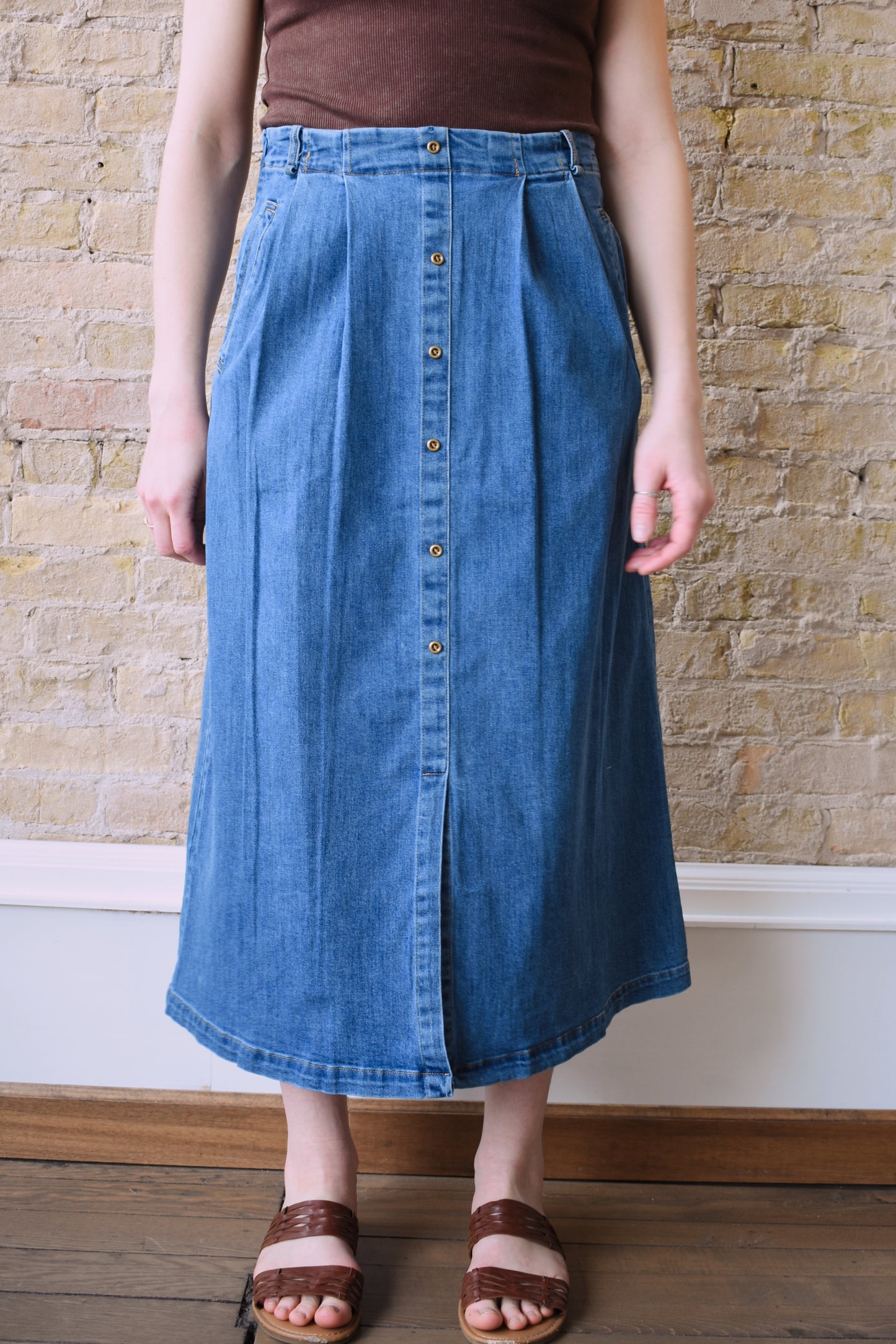 button midi skirt