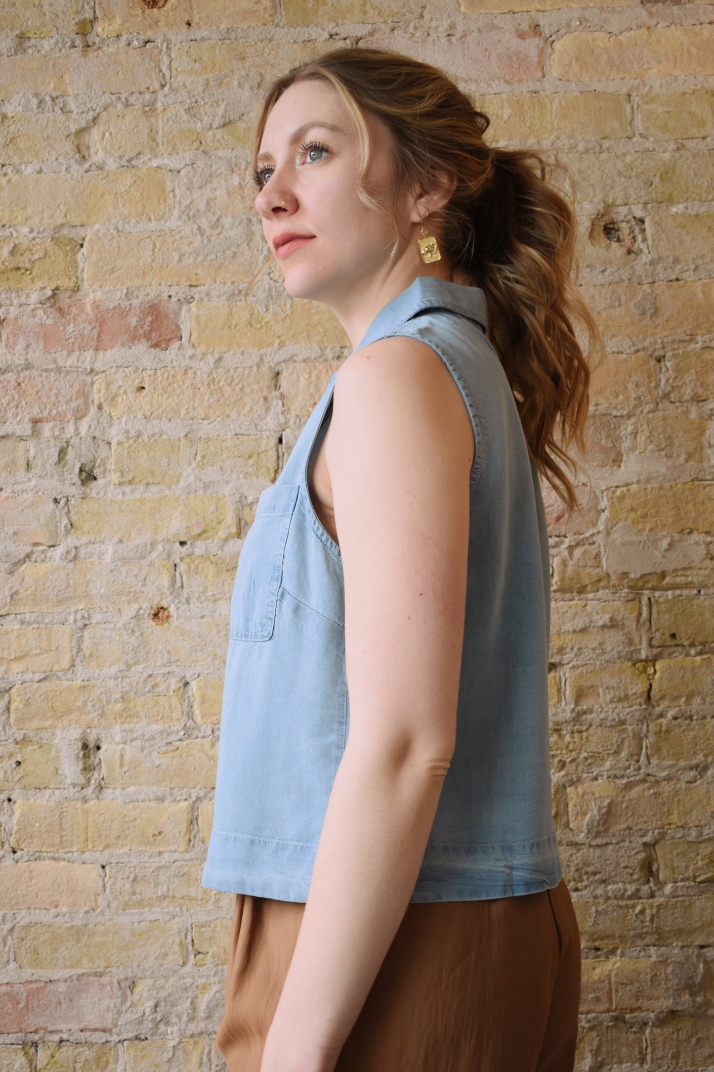 sleeveless denim shirt
