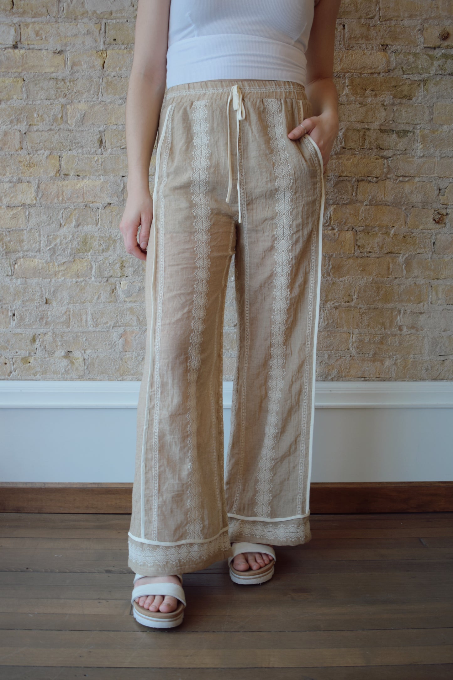 embroidered drawstring pants