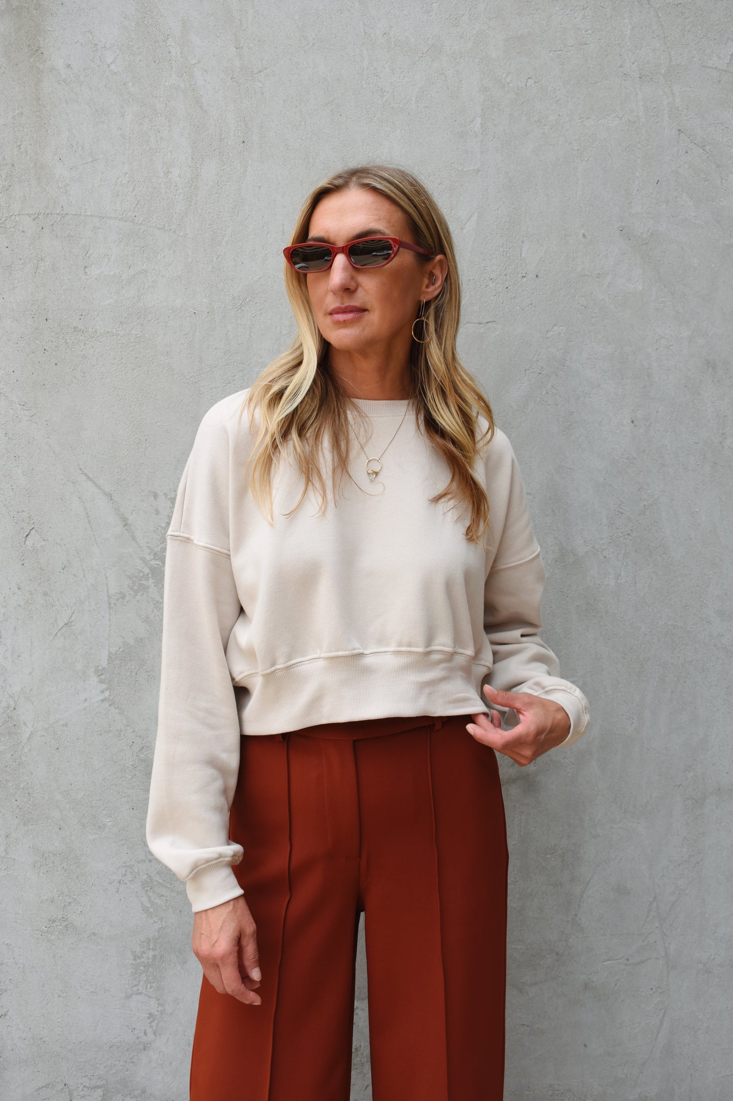 cropped sweatshirt