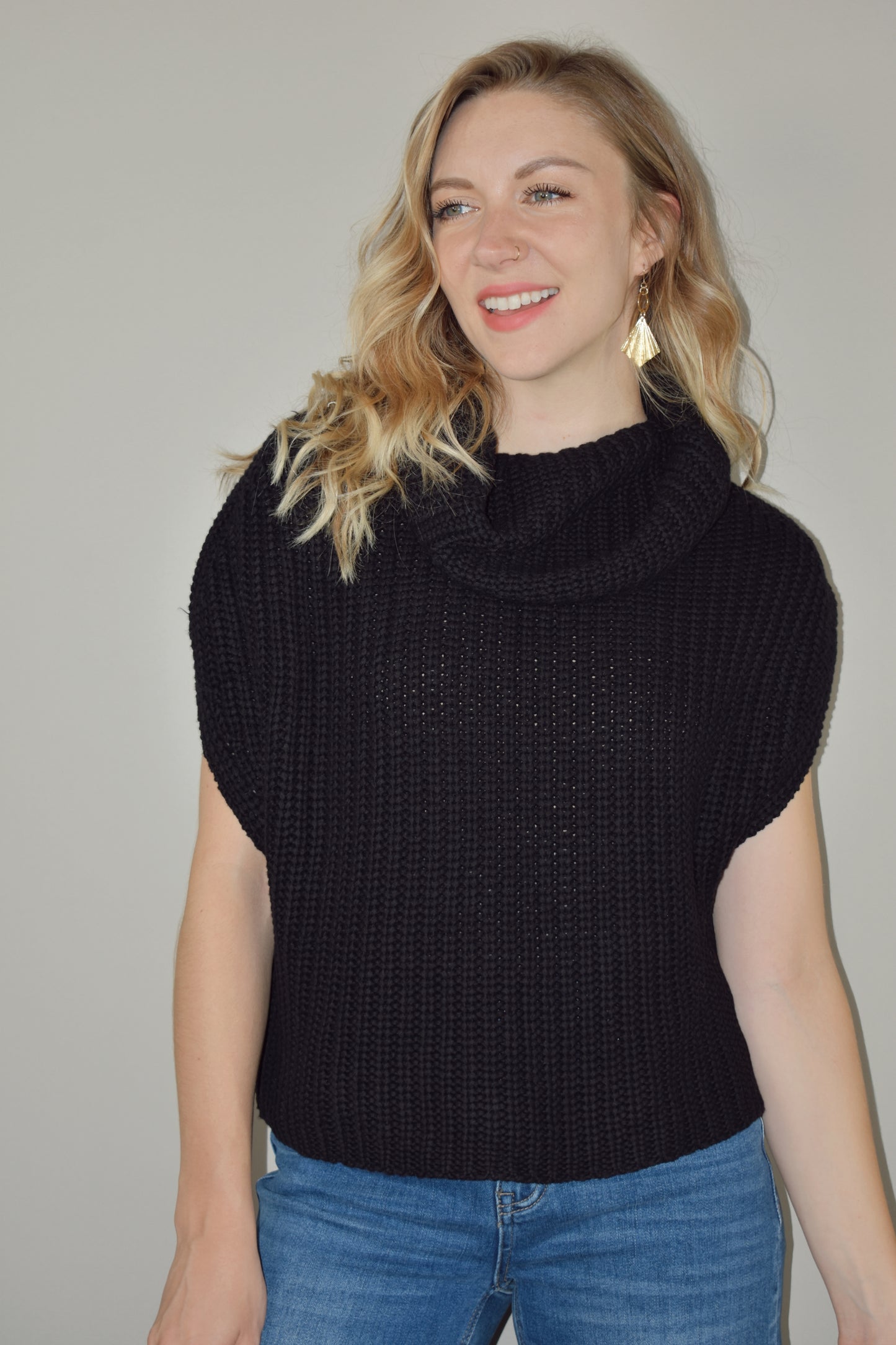 cowl neck sleeveless cropped sweater with tulip slit on side of cap sleeves straight fit