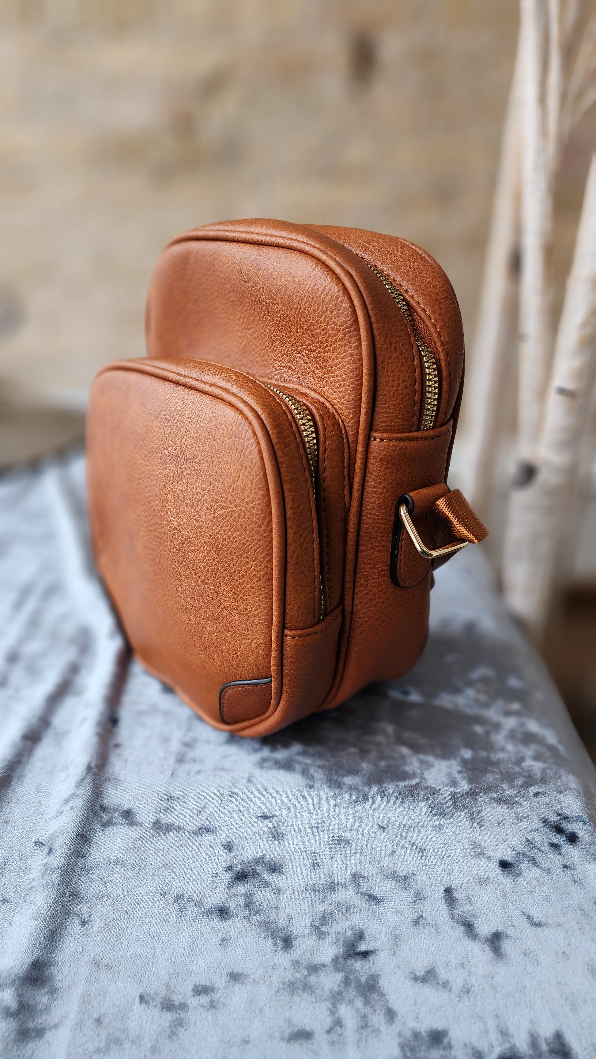 dahlia crossbody bag everyday essential handbag casual style boutique