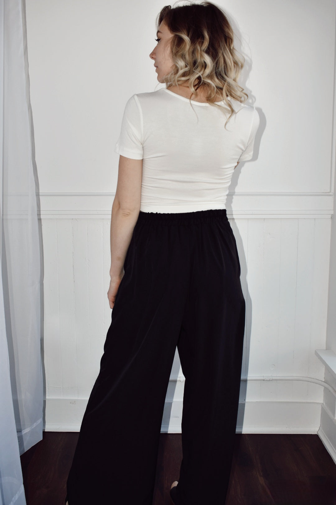 short sleeve scooped neck crop top casual athleisure mono b the revival