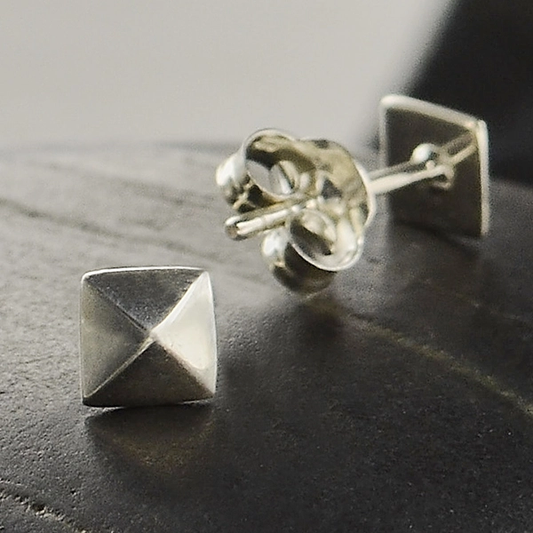 pyramid stud earrings